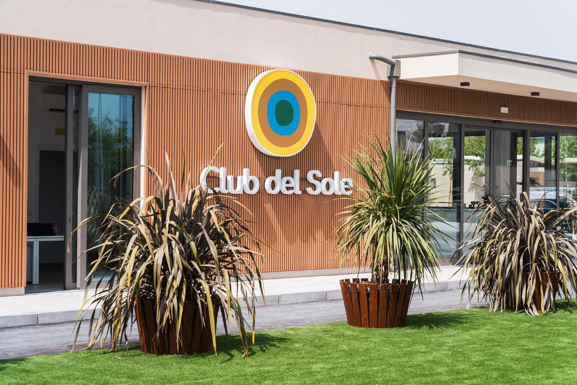 Club Del Sole Rimini Family Resort Esterno foto