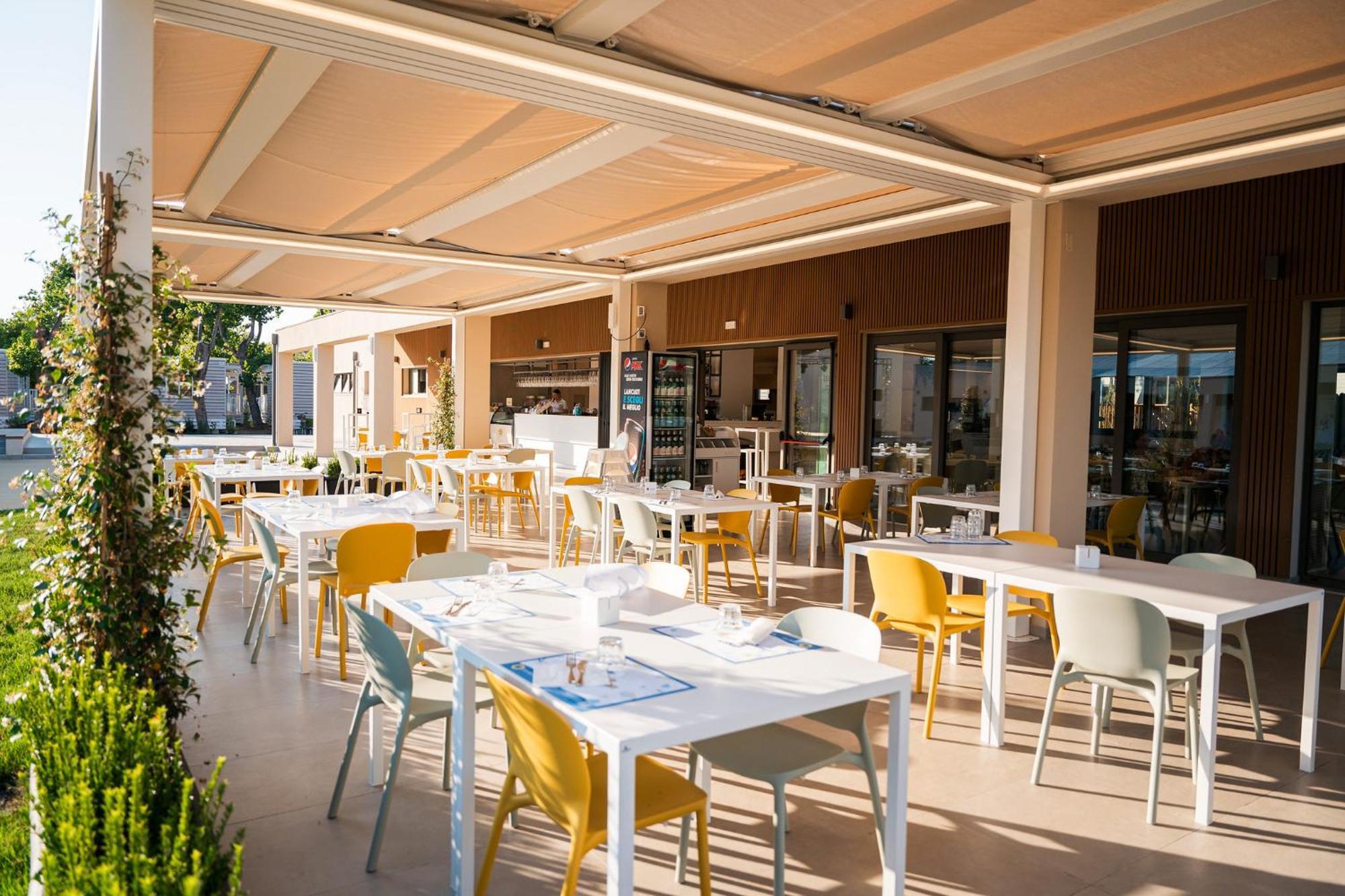 Club Del Sole Rimini Family Resort Esterno foto